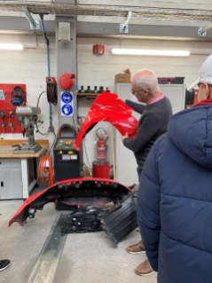 Carrosserieberufe Carrosserie suisse 3.jpg